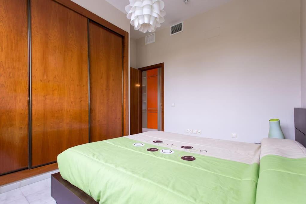 Fibes Apartamento Con Piscina Y Parking Gratis Севилья Экстерьер фото