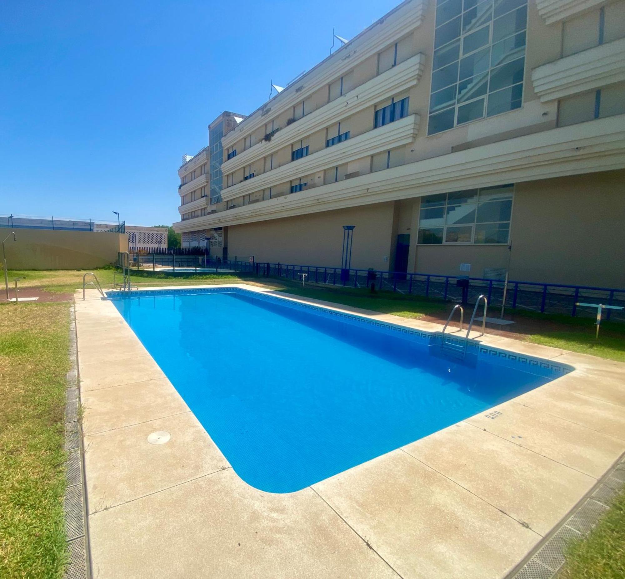 Fibes Apartamento Con Piscina Y Parking Gratis Севилья Экстерьер фото